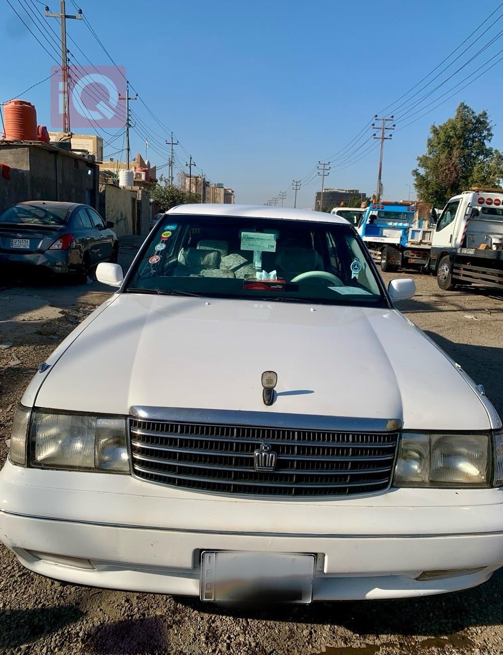 تۆیۆتا کراون